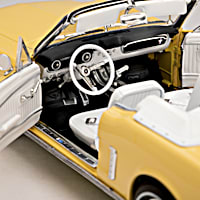 1964.5 Ford Mustang Convertible 1:18-Scale Diecast Car Featuring A