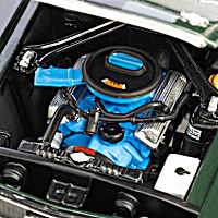 1968 Ford Mustang 2+2 Fastback 1:18-Scale Diecast Car With