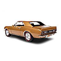 1967 Yenko Camaro SS 1:18-Scale Diecast Car Featuring A Granada
