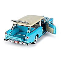 1955 Chevrolet Nomad 1:18-Scale Diecast Car Featuring A