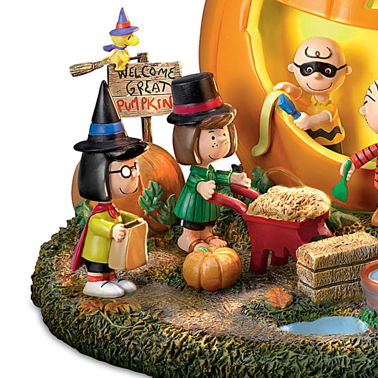 The Snoopy PEANUTS Great Pumpkin Carving Party Halloween The Snoopy PEANUTS Great Pumpkin Carving Party Halloween