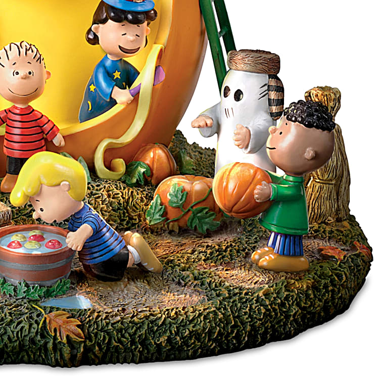 The Snoopy PEANUTS Great Pumpkin Carving Party Halloween The Snoopy PEANUTS Great Pumpkin Carving Party Halloween