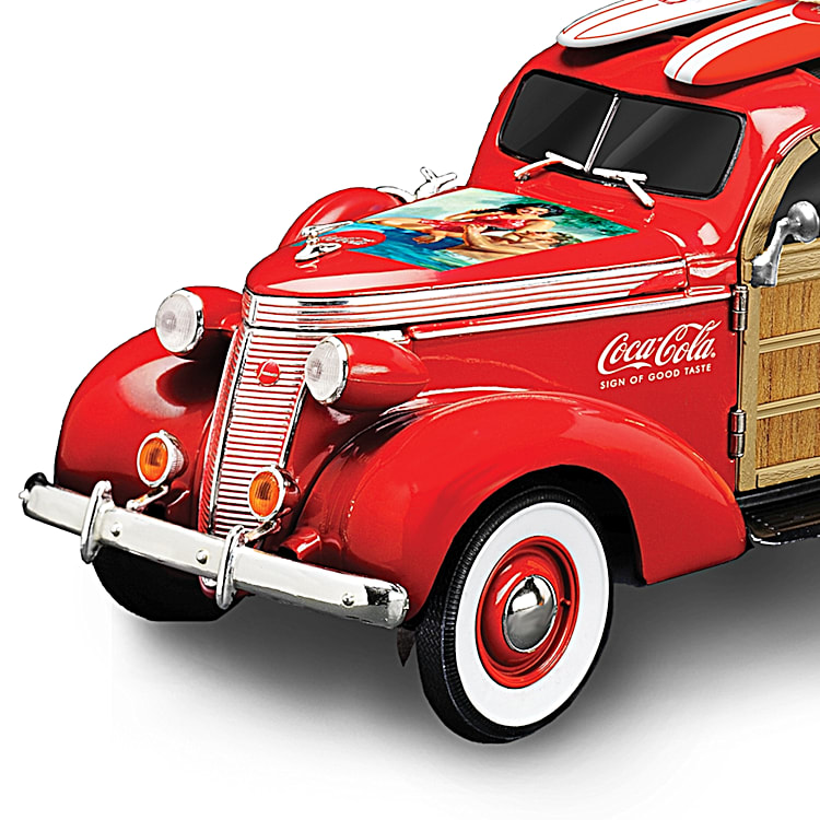 1:18-Scale COCA-COLA Cruising To Refreshment Woody Wagon Sculpture