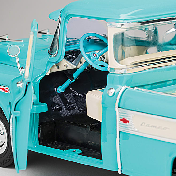 1:18-Scale 1957 Chevrolet Cameo Diecast Truck Featuring An
