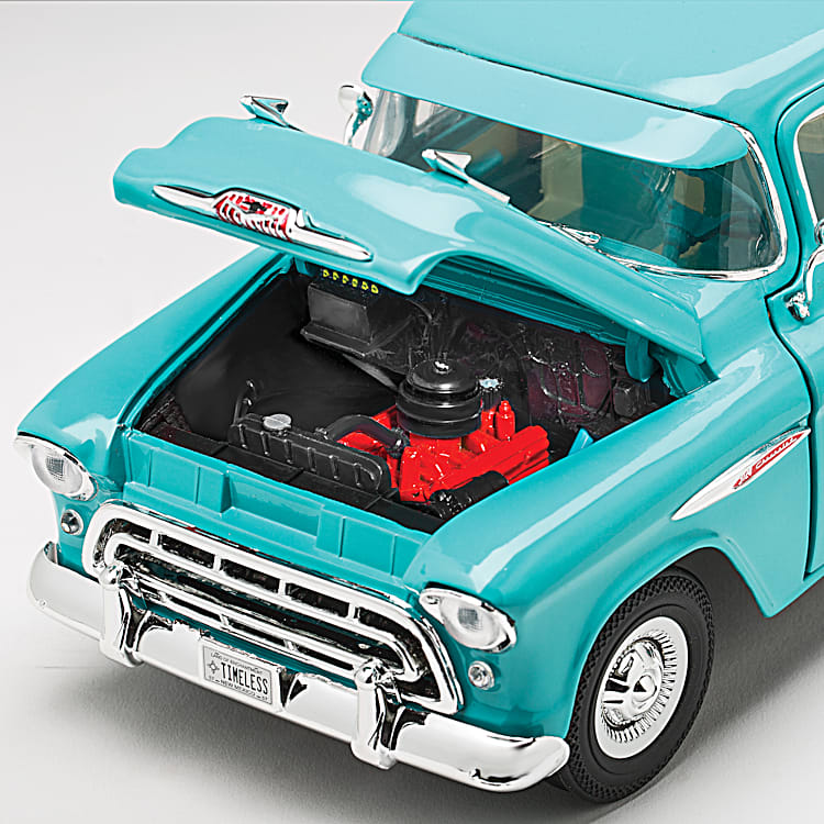1:18-Scale 1957 Chevrolet Cameo Diecast Truck