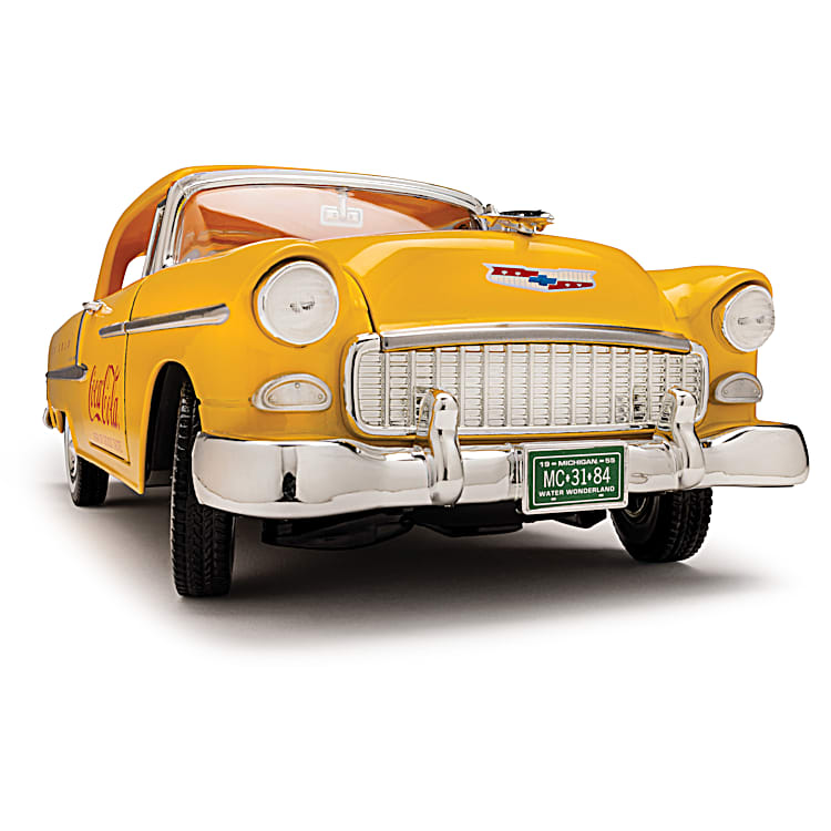 1:18-Scale Exclusive 1955 COCA-COLA Bel Air Diecast Car Featuring