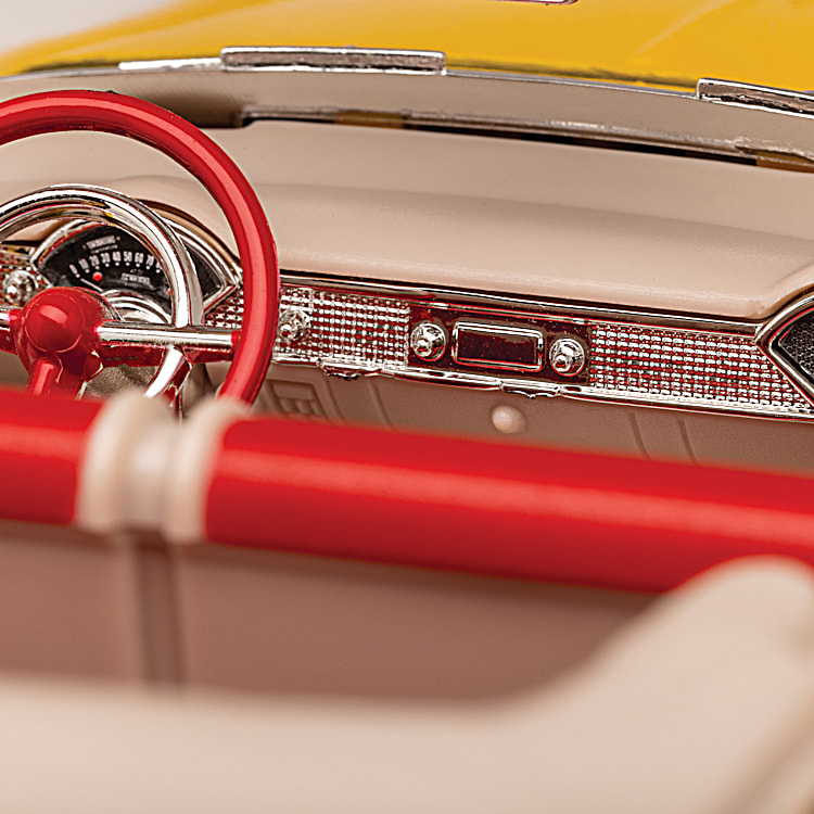 1:18-Scale Exclusive 1955 COCA-COLA Bel Air Diecast Car Featuring