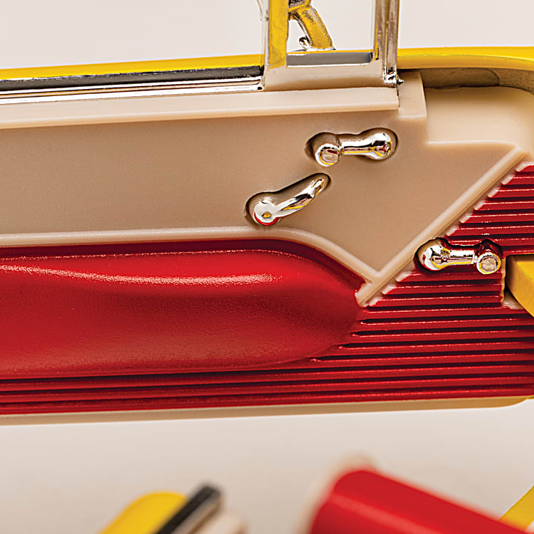 1:18-Scale Exclusive 1955 COCA-COLA Bel Air Diecast Car Featuring