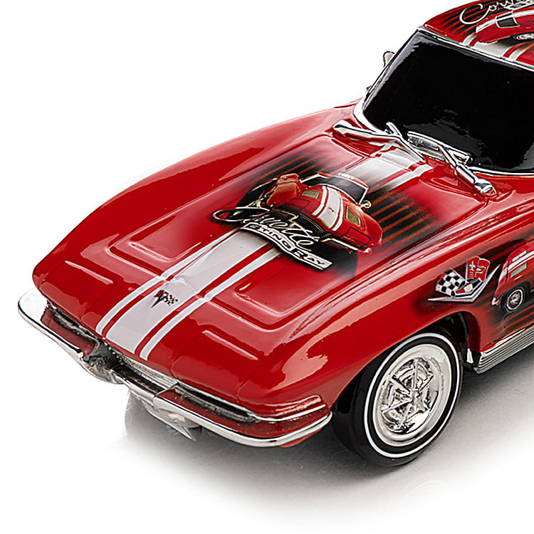 1963 Chevrolet Corvette Split Window Coupe 1:24-Scale Sculpture
