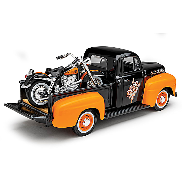 1 24 Scale Vehicles Featuring A 1958 Harley Davidson Duo Glide