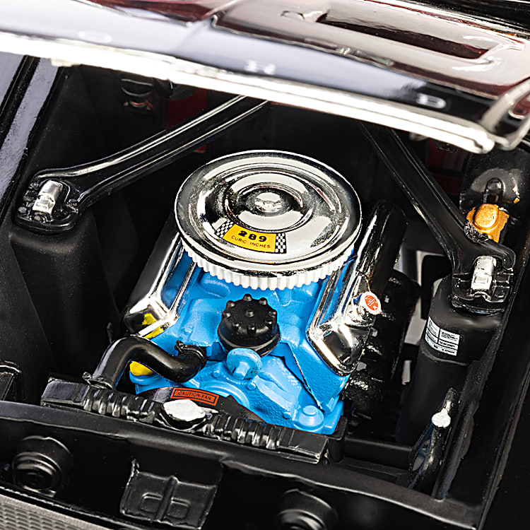ムスタング ビンテージ アメリカントイ 1967 Ford Mustang GT 1:18-Scale Diecast Car Featuring A