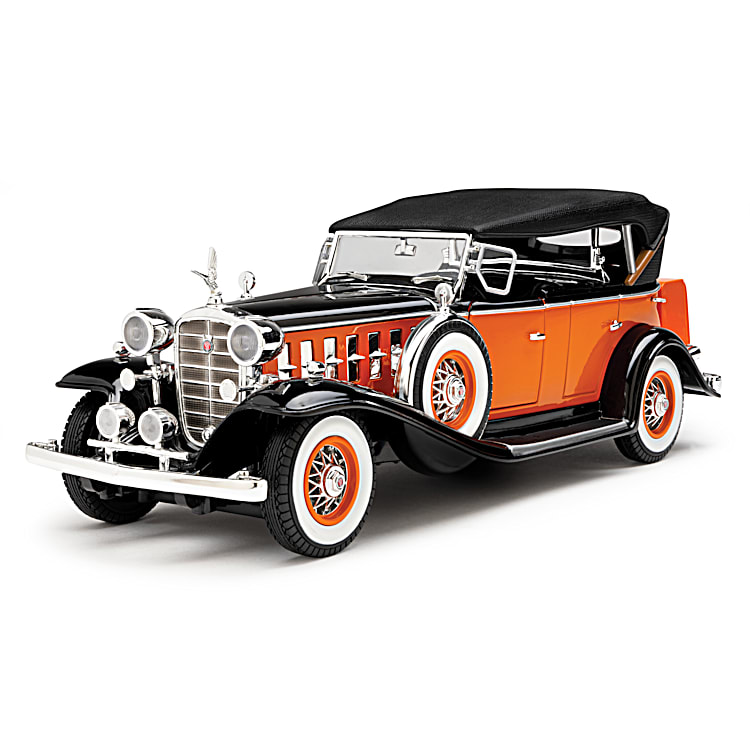 1:18-Scale 1932 Cadillac V-16 Sport Phaeton Diecast Car With