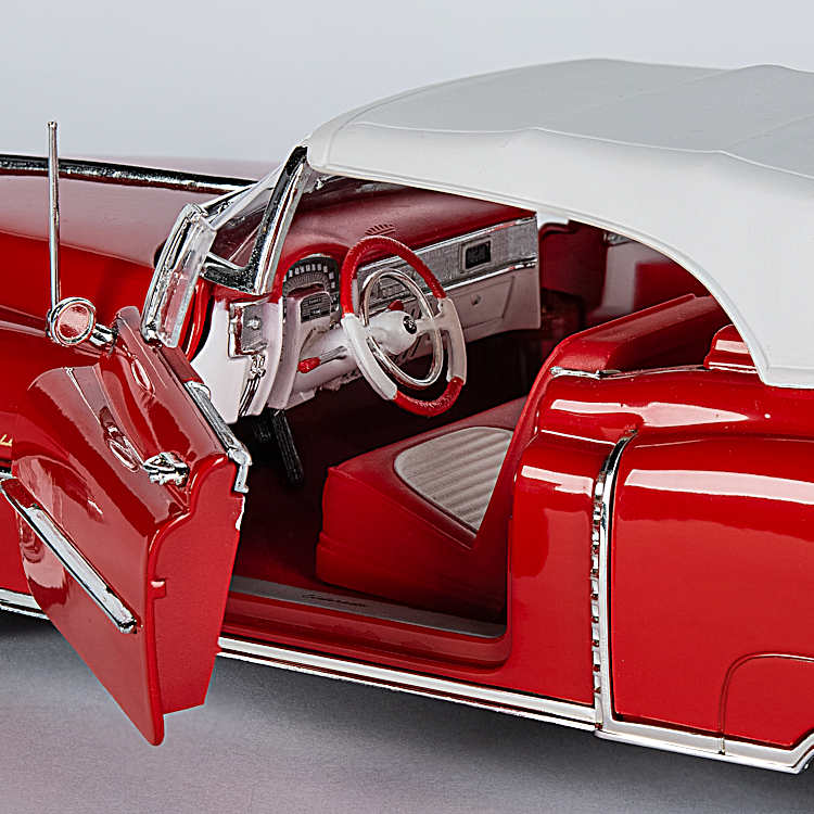 1:18-Scale 1953 Cadillac Eldorado Convertible Diecast Car