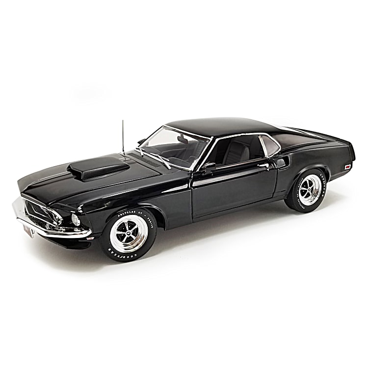 Most detailed diecast cars hot sale