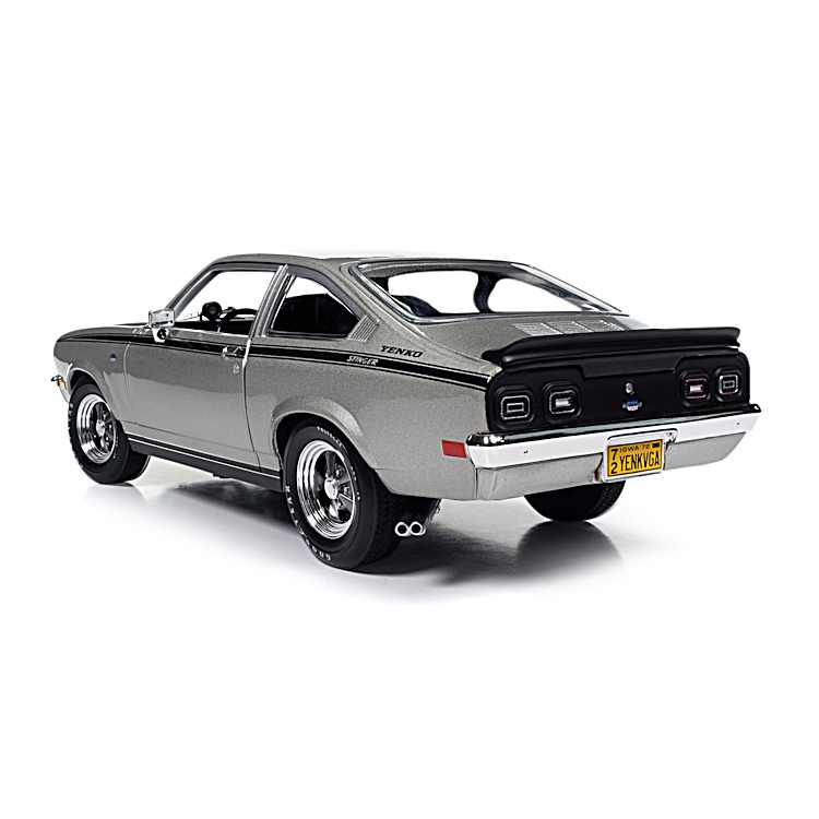 1972 Yenko Vega Stinger 1:18-Scale Diecast Car Featuring A Stinger