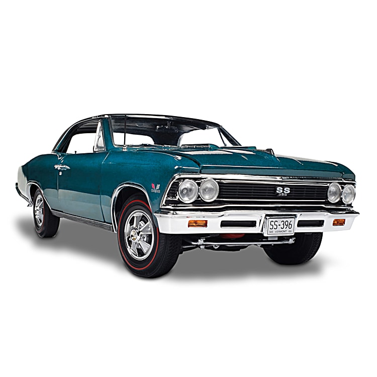 1966 Chevy Chevelle L78 SS 396 1:18-Scale Diecast Car With Tropic