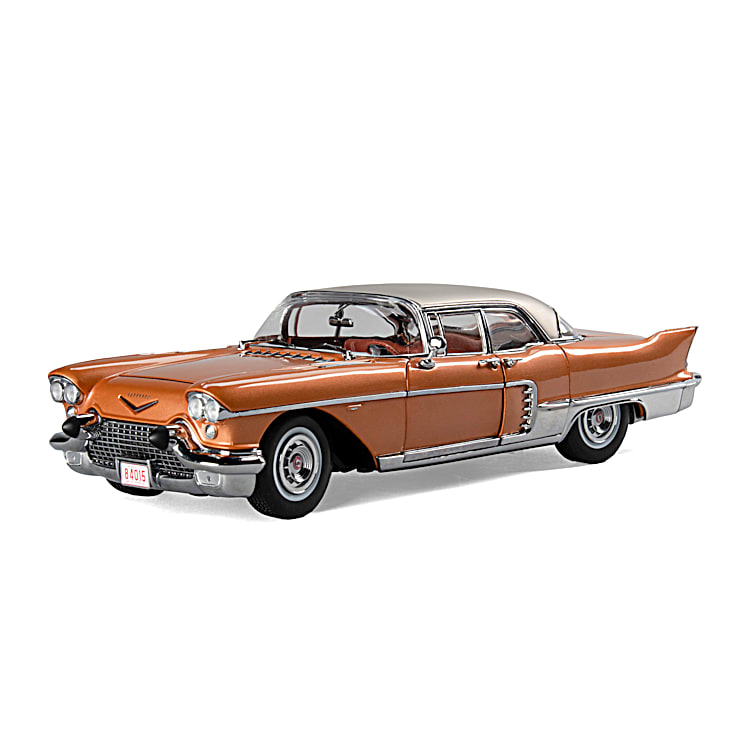 ダイキャストカー1/18 1957 CADlLLAC BROUGHAM 1957 Cadillac Eldorado Brougham 1:18-Scale Diecast Car