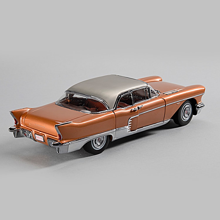 ダイキャストカー1/18 1957 CADlLLAC BROUGHAM 1/18 SunStar 1957 Cadillac Eldorado Brougham Die Cast Model