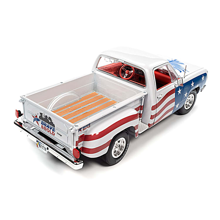 AW/'80 Dodgeダッジ D150 PickUpピックアップ 1/18 1/18 Auto World 1980 Dodge D150 Adventurer Pickup Truck