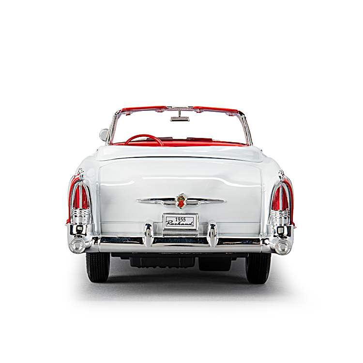 1955 Packard Caribbean 1:18-Scale Diecast Car With A Jade White