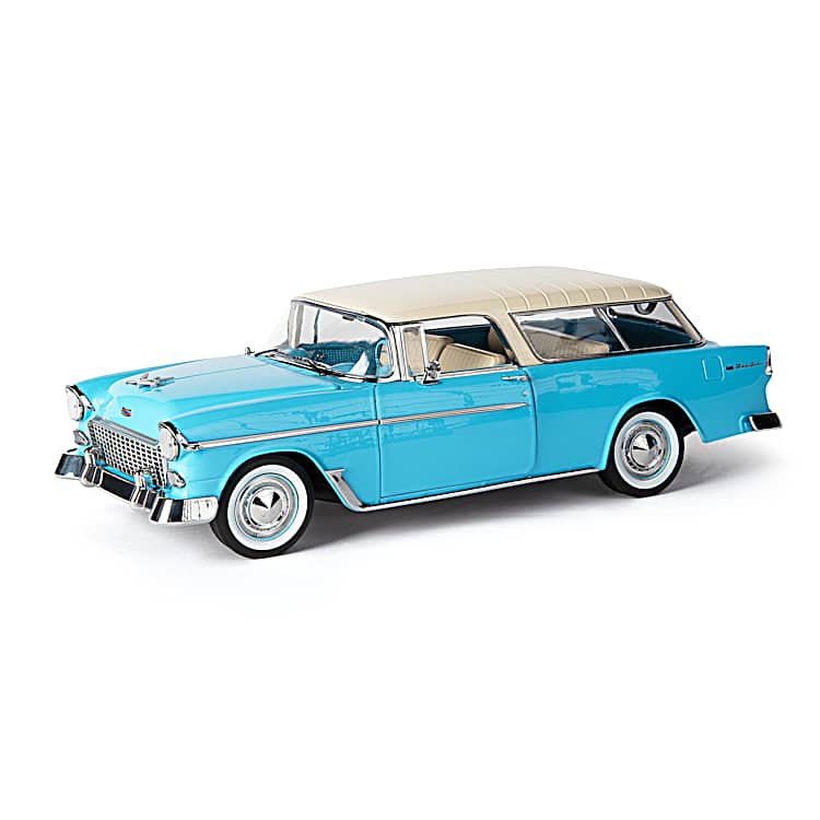 1955 Chevrolet Nomad 1:18-Scale Diecast Car Featuring A