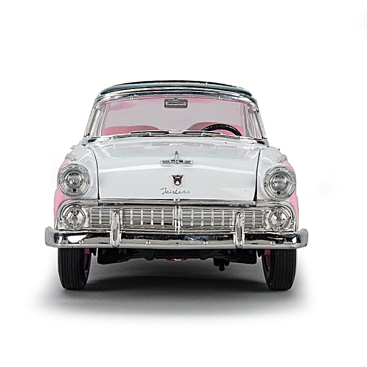 1955 Ford Fairlane Crown Victoria 1:18-Scale Diecast Car