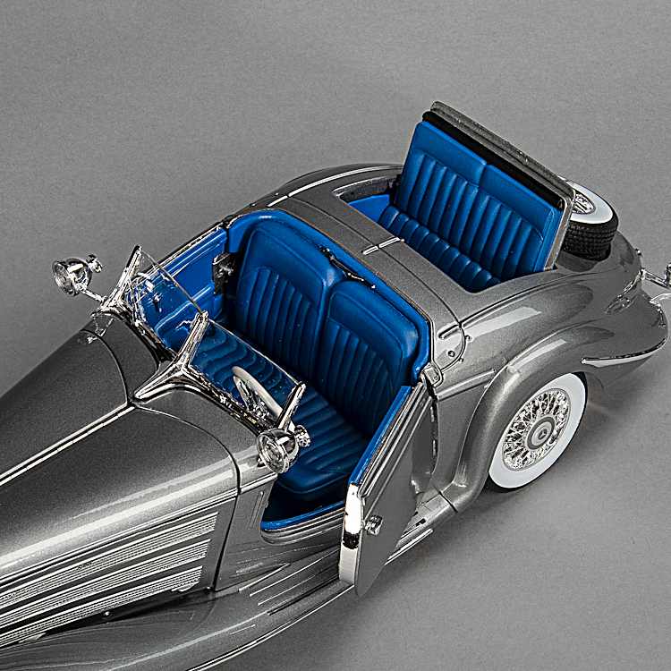 1936 Mercedes-Benz 500K Special Roadster 1:18-Scale Diecast Car