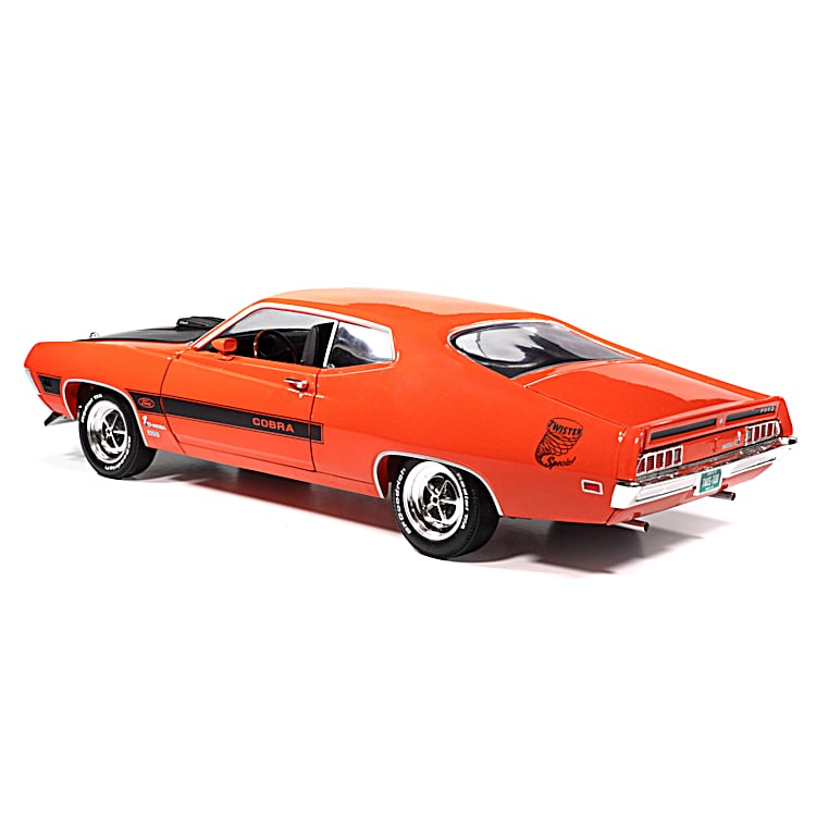 1970 Ford Torino Cobra Twister 1:18-Scale Diecast Car With A