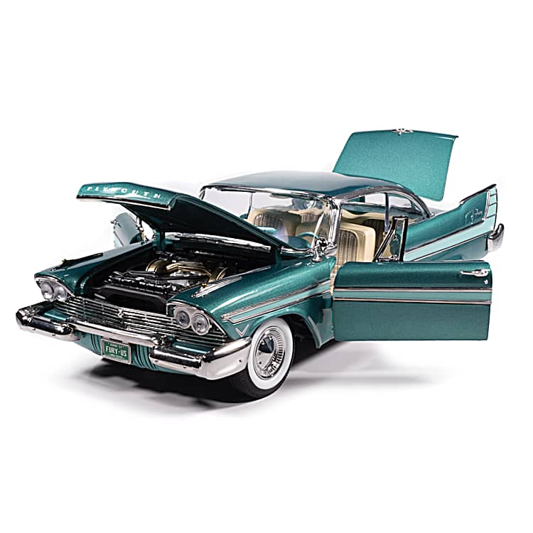 1957 Plymouth Fury 1:18-Scale Diecast Car Featuring A Jade And