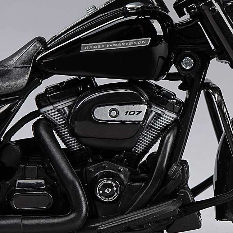 Harley-Davidson 1:12-Scale Diecast Motorcycle Collection Harley-Davidson 1:12-Scale Diecast Motorcycle Collection