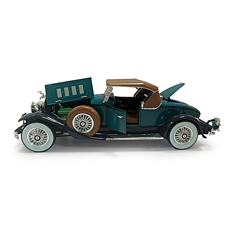 Packard 1:18-Scale Diecast Car Collection Featuring A 1930 LeBaron