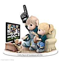 Philadelphia Eagles Porcelain Figurine With Fans, TV & Pup