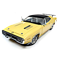 1:18-Scale 1971 Plymouth GTX Hard Top Diecast Car