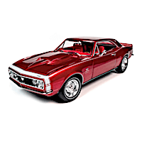 1:18-Scale 1967 Yenko Camaro SS 427 Ultra Red Diecast Car