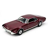 1966 Oldsmobile Toronado Diecast Car
