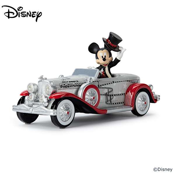 オールドディズニーCARS Paris Disney Hand-Painted Classic Car Sculpture Collection